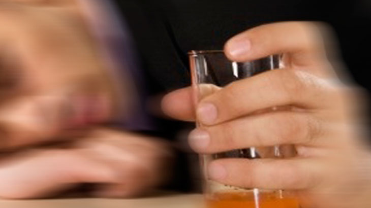Trastornos personales y sociales de pacientes alcohlicos